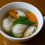 簡単に！水餃子と野菜のスープ